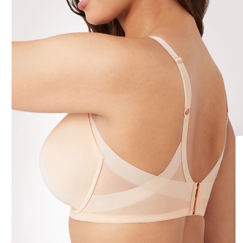 NWOT Wacoal Women's seemless underwire push up Neutral Sand Bra